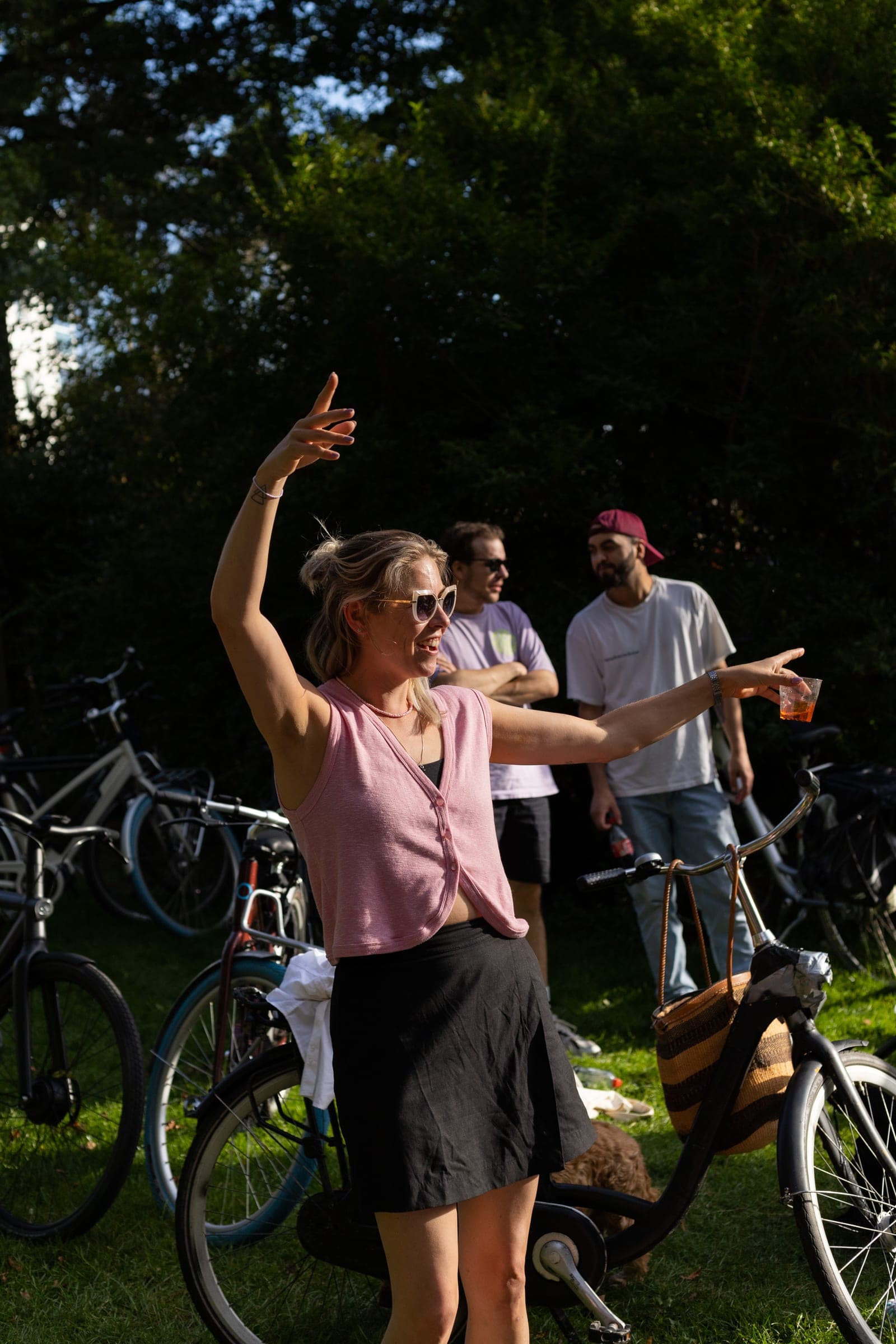 Rolling Records bakfiets opgesteld op een bruiloft